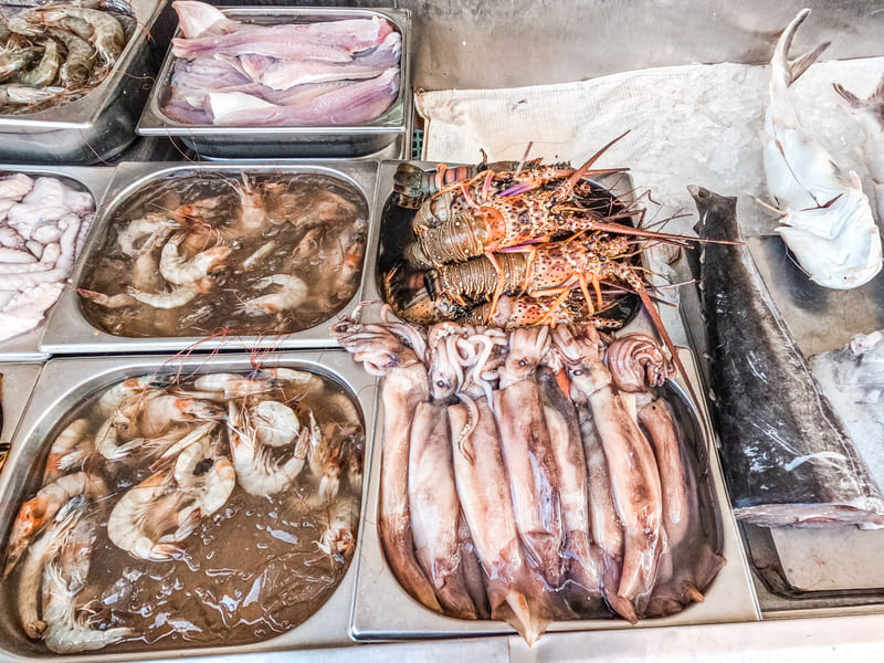 mercado dos peixes em Fortaleza
